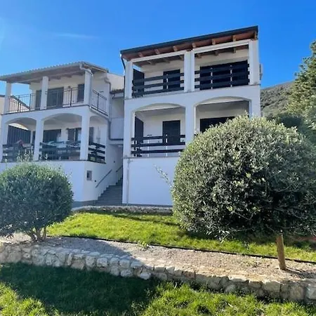 Residence4a-appartamento Bianco Apartman