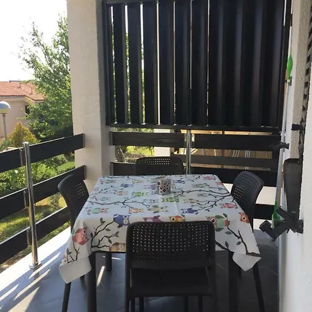 Residence4a-appartamento Bianco Apartman Ravni