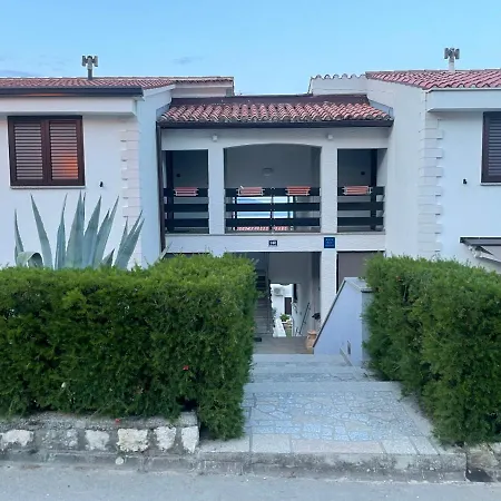 Residence4a-appartamento Bianco Apartment Ravni